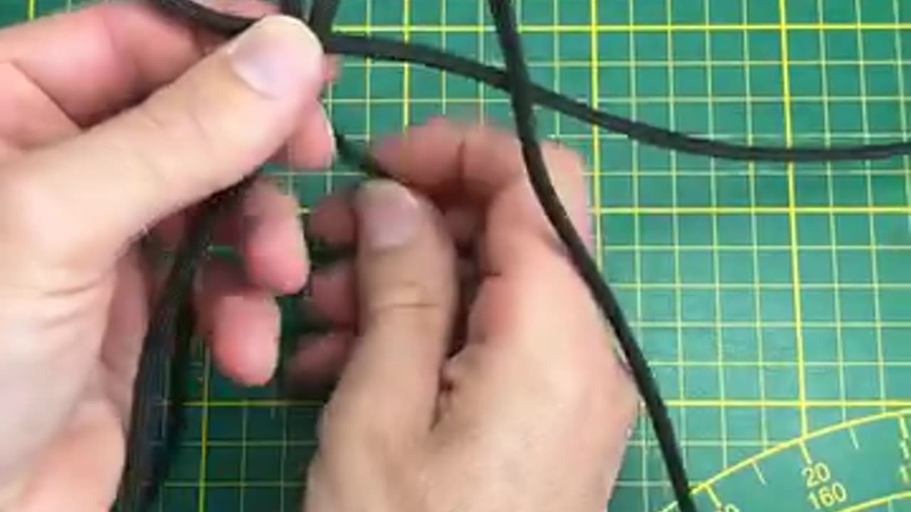How to make bracelet by using thread