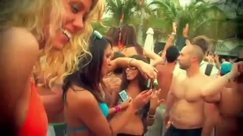 Benny Benassi & Public Enemy - Bring The Noise