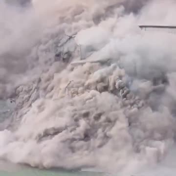 China's Hongqi bridge has collapsed just months after its opening.