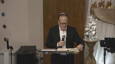 Maoz Tzur: The Rock That Is Higher Than I