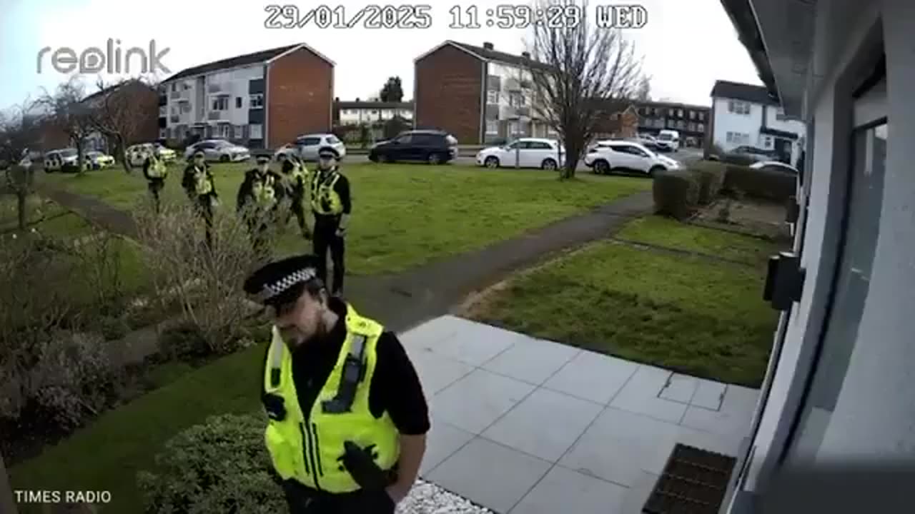 police arresting two parents for complaining about their local school in a Whatsapp group