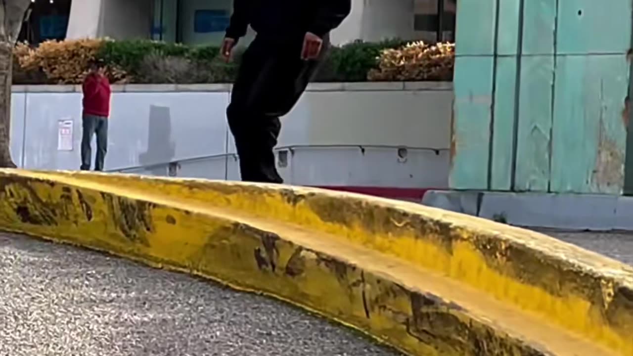 🤯👫 Reynolds is Always in Good Company! (IG: andrewreynolds) | SkateNation