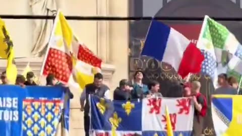 Hundreds of French National Realists march in Paris.