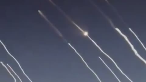 🚀🌍 Israel Iran War | Ballistic Missile Launch Captured from Commercial Aircraft over Dubai | RCF