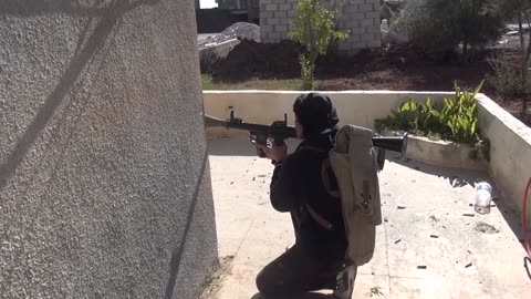 🎥💥 Syria Conflict | FSA Cameraman Risks Life Filming Syrian Army T-72 Tank | RCF