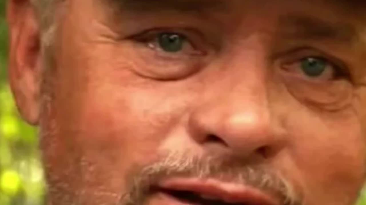 JUNIOR EDWARDS DIES AT 62