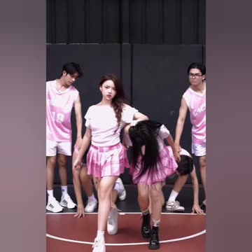 Girls Fighting for Boyfriend