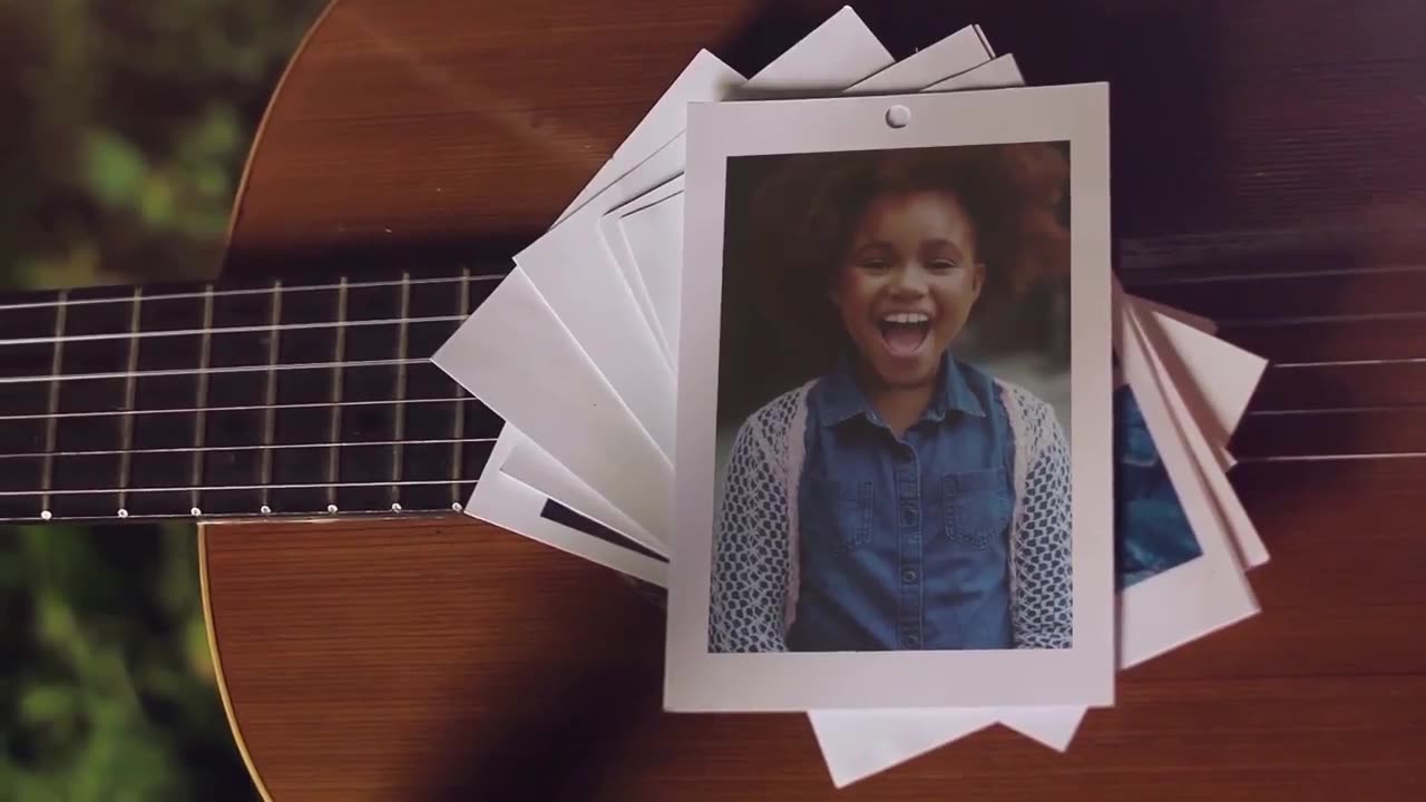 Romantic Love Story Slideshow Template