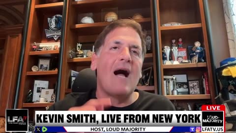 NYC MAYOR RACE HEATS UP!!! - LOUD MAJORITY LIVE