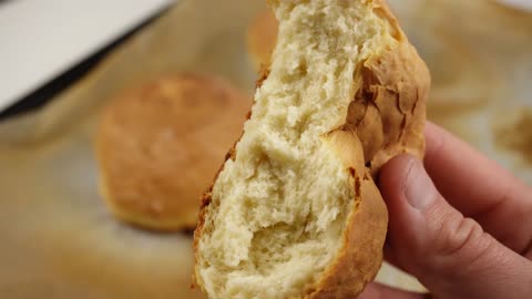Place the dough in water a unique bread baking method