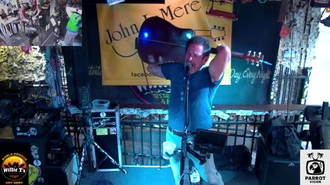 LIVE Music Everyday!