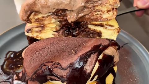 chocolate filled pancakes