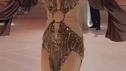 Pretty Hot belly dance 😍😍😍😍