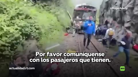 Grave choque frontal de trenes deja un muerto y varios heridos en Machu Picchu
