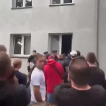 Polish patriots warn fake asylum seekers that Poland is not a joke.