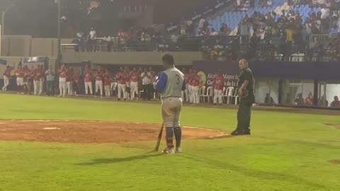 Video: La emotiva despedida de Dilson Herrera como beisbolista profesional