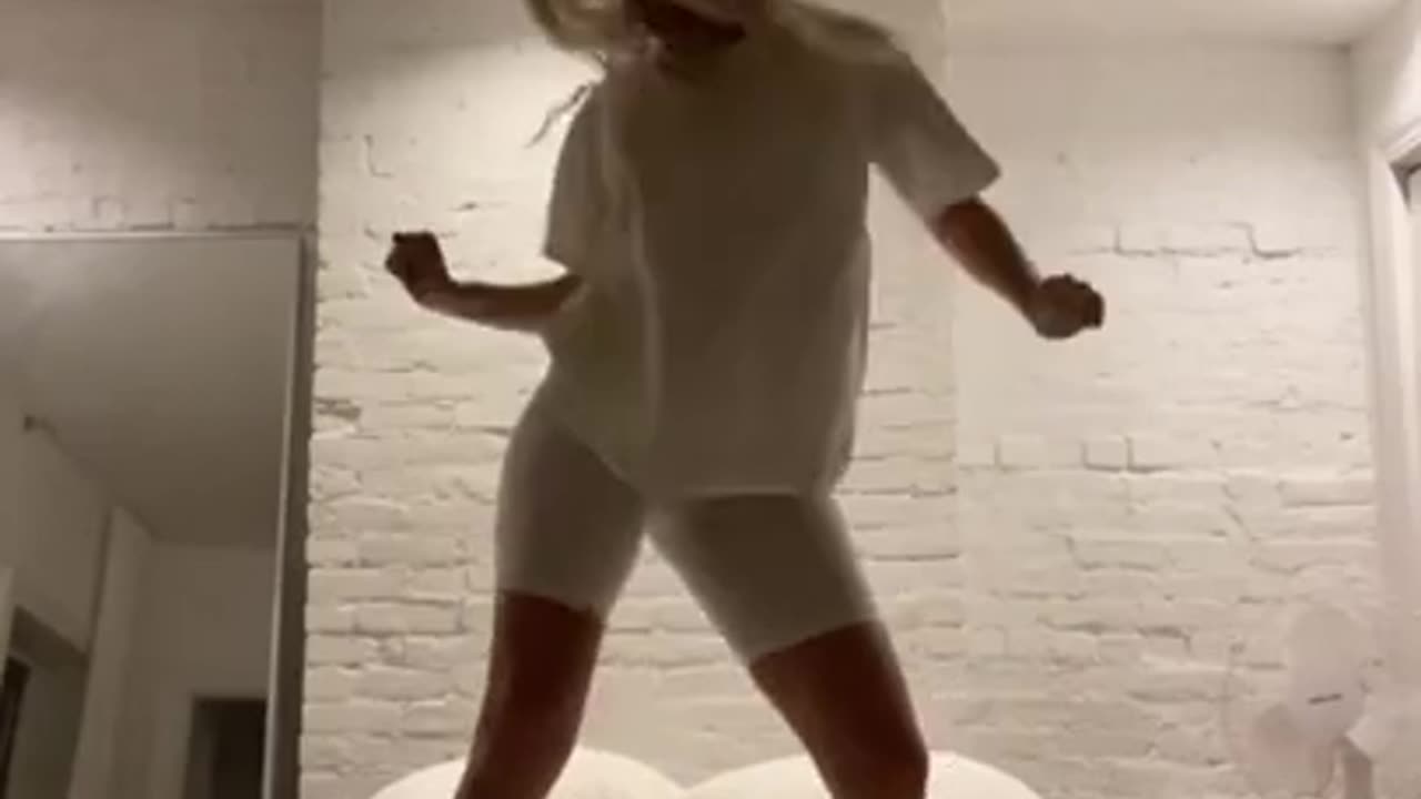 Looks don't matter, right?