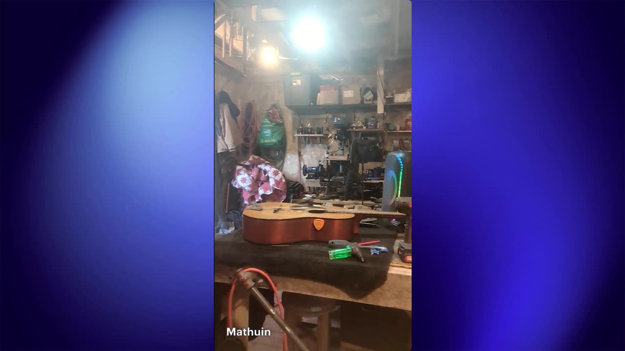 Up too early.... again