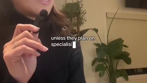 Delusional woman and dating