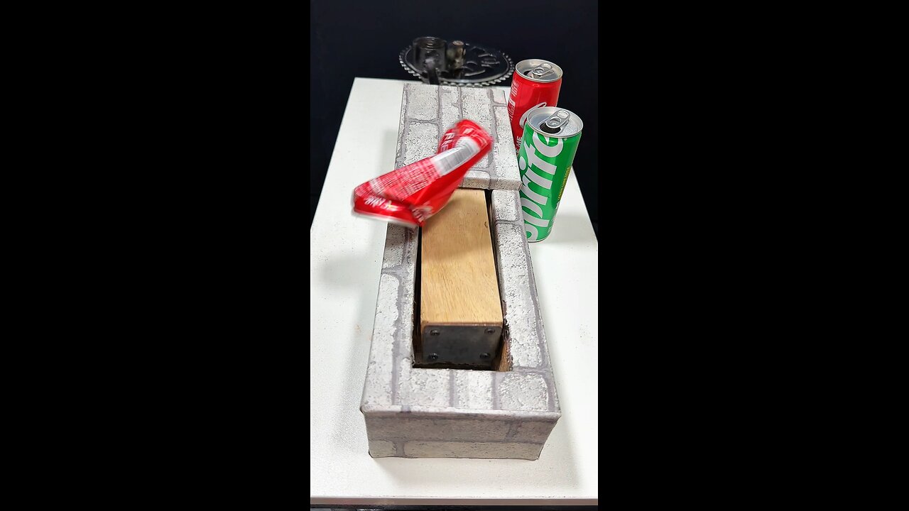 COKE vs SPRITE CAN CRUSH FLIP CHALLENGE!