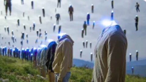 After Dying, Humans Get Teleported to an Alternate Earth and Forced to Hunt Aliens