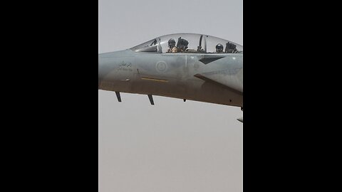 Trump, Air Force One Get Dramatic Fighter Jet Escort Through Saudi Airspace