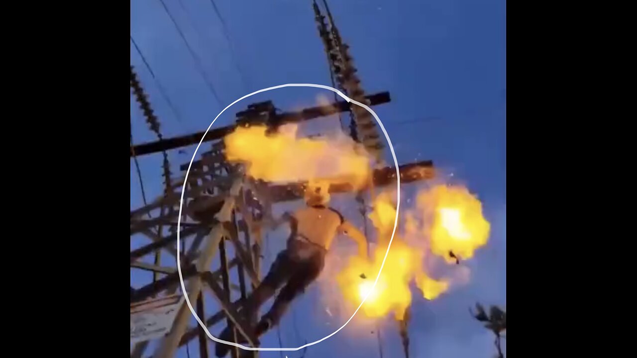 MAN INJURED🔋⚡️💥🚶‍♂️🔥📸PULLING OFF DANGEROUS STUNT🪫⚡️💥🚶‍♂️💫