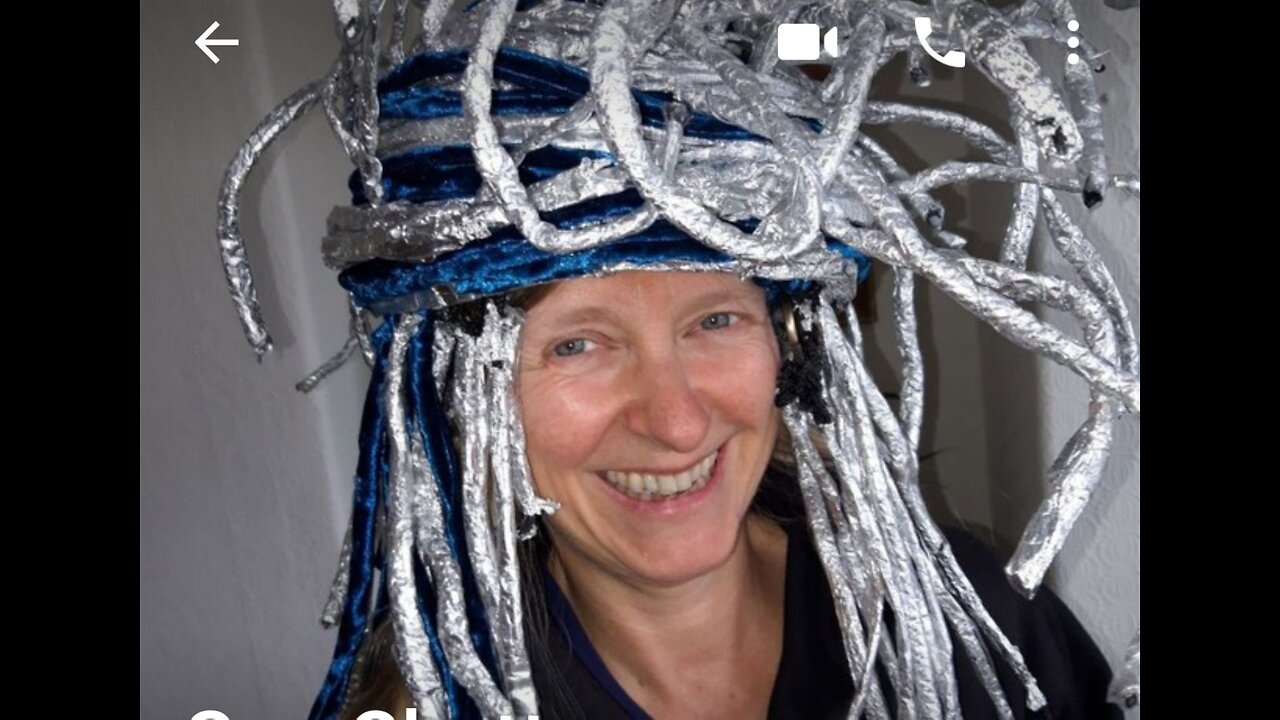 Everyone wants to be a TIN HAT CONSPIRACY THEORIST! "LOL"