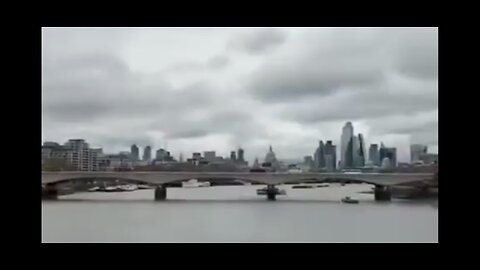 LONDON CANCELS CHRISTMAS