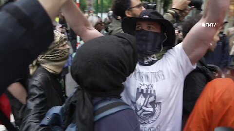 Fights Outside of the MET Gala in Manhattan - Press Shoved