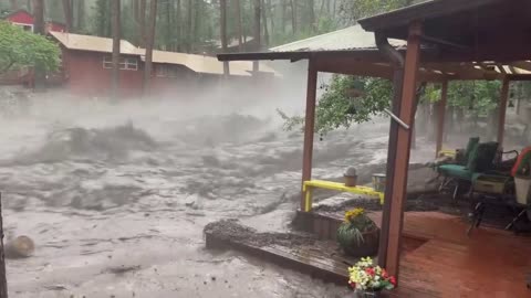 Rio Ruidoso in New Mexico Rises 17 Feet in 20 Minutes