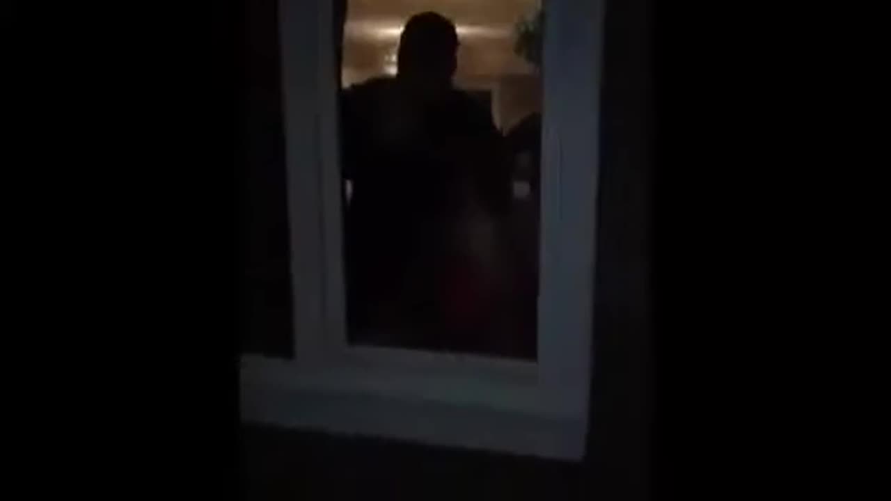 Ofux word aangepakt🤣door Ismail ilgun