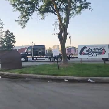 BLOOMINGTON IL PILOT #ourtruckinglife #trucking #atruckerslife #truckdriver #reallifetruckers