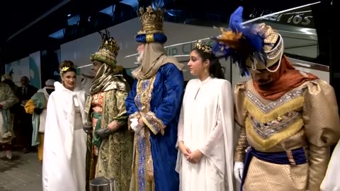 Spanish regional leader wears blackface at Three Wise Men parade