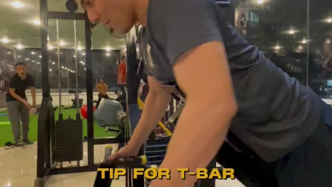 T-BAR ROW | Back Day Form Tips You Need