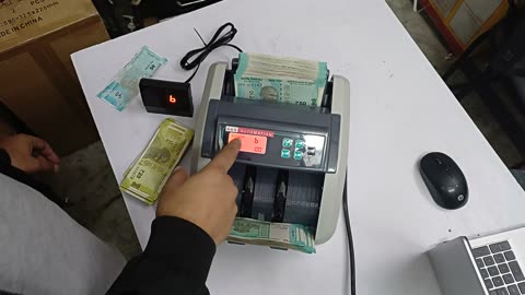Need the Cheapest Note Counting Machine in Delhi? We Got You Covered! 💸✨ #shorts