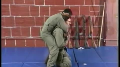 Navy SEAL Hand To Hand Combat Training - Self Defence