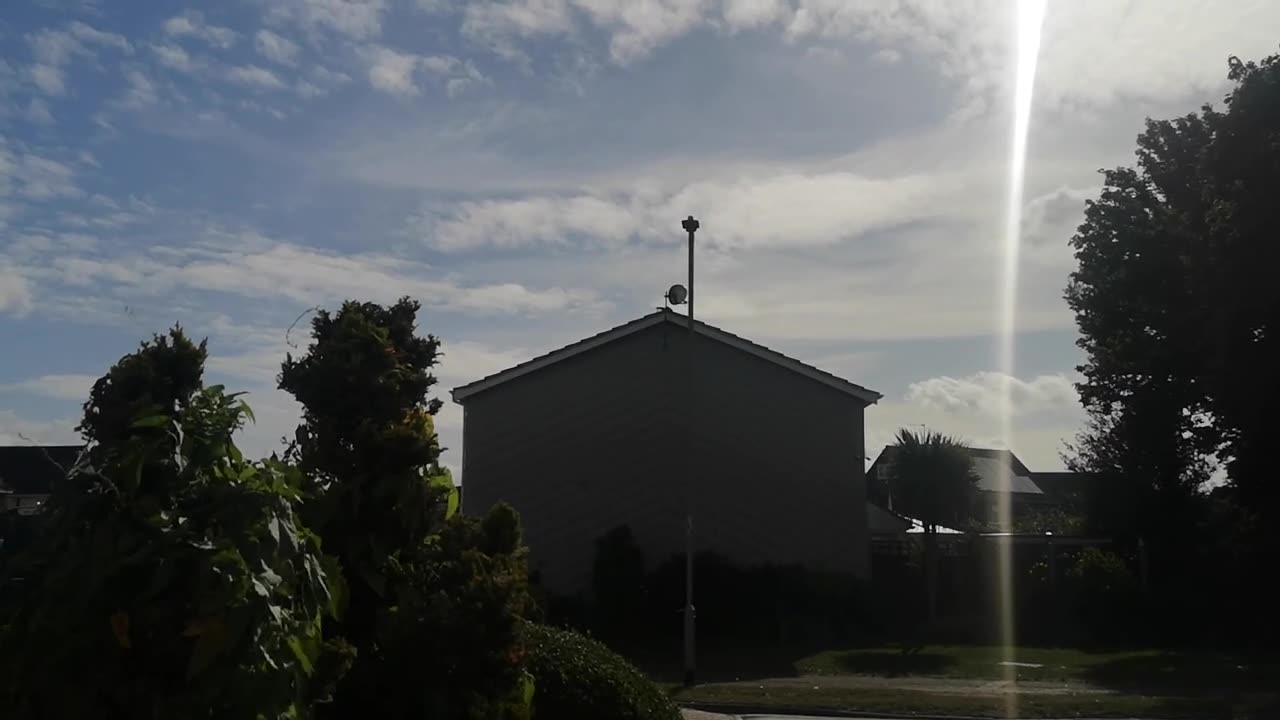 High Crimes / Royal Blue Murder And Certainly Not Mine A 17 Year Old Girl