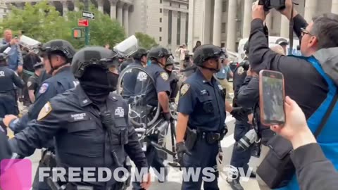 NY Police ordered to arrest rioters
