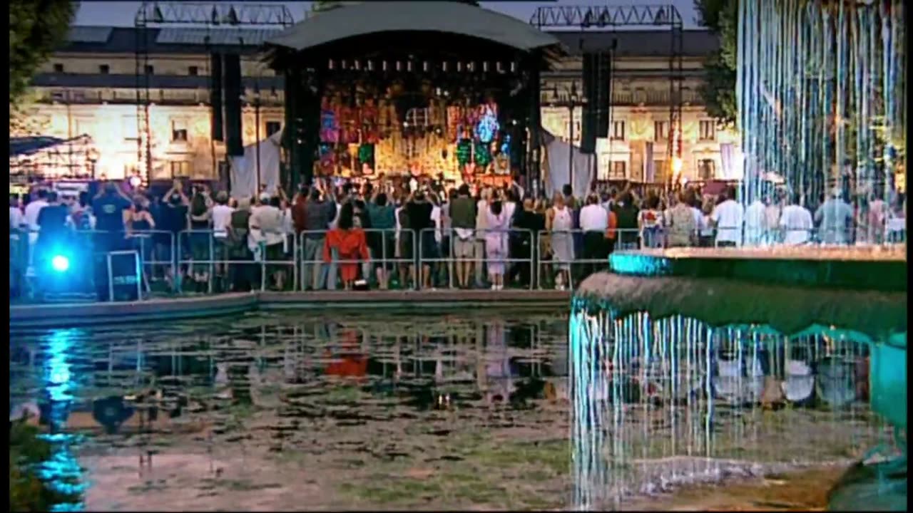 At My Most Beautiful - R.E.M.(live)