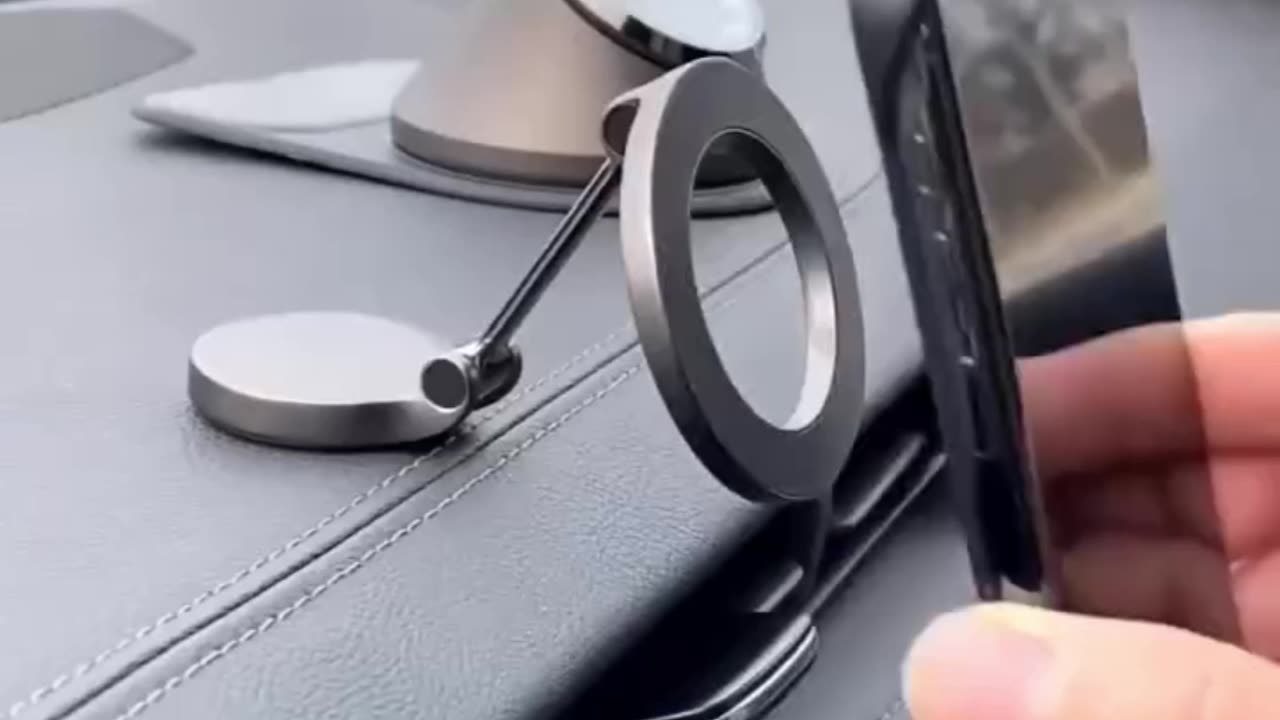 Meet your new road buddy: the Magnetic MagSafe Car Phone Holder – 360° Adjustable Mount