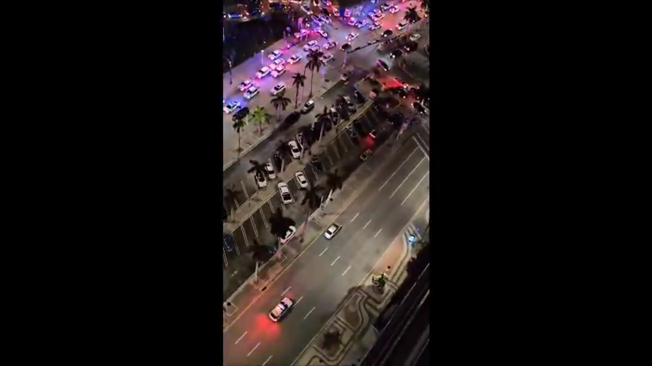 Fuite d'une vidéo montrant la panique, une présence policière massive et des extraterrestres ...