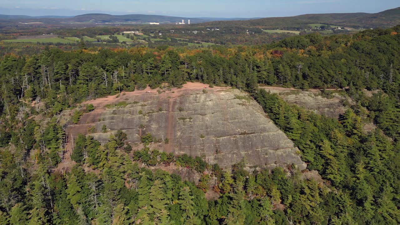 🏞️ Exploring the Sussex Bluffs: A Geological & Historical Wonder in New Brunswick 🏔️ @DJI