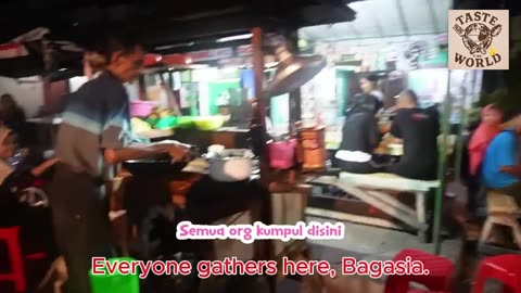 I give up on trying unique culinary dishes in Surabaya.