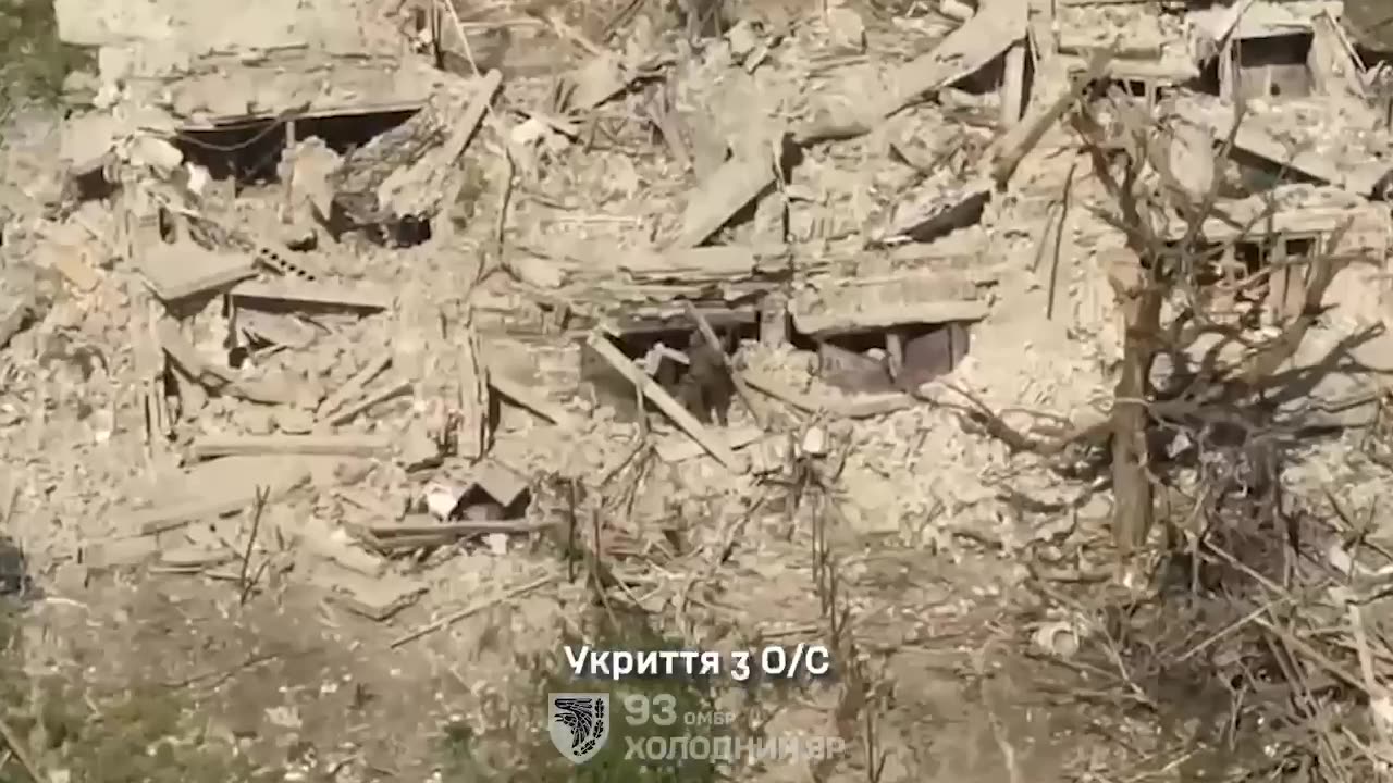 Ukrainians Shredding Dozens of Tanks, APCs, and More + Uncountable Numbers of Infantry(Incredible)