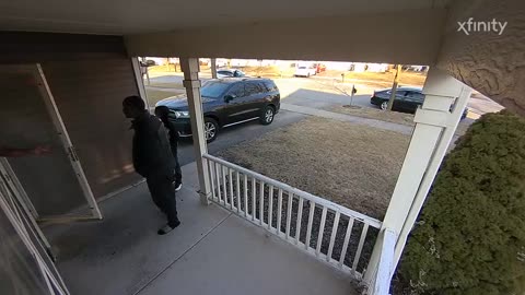 Parents Calmly Correct Children's Bullying Behavior