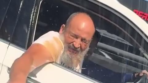 Peak Stupidity leads to Instant Karma