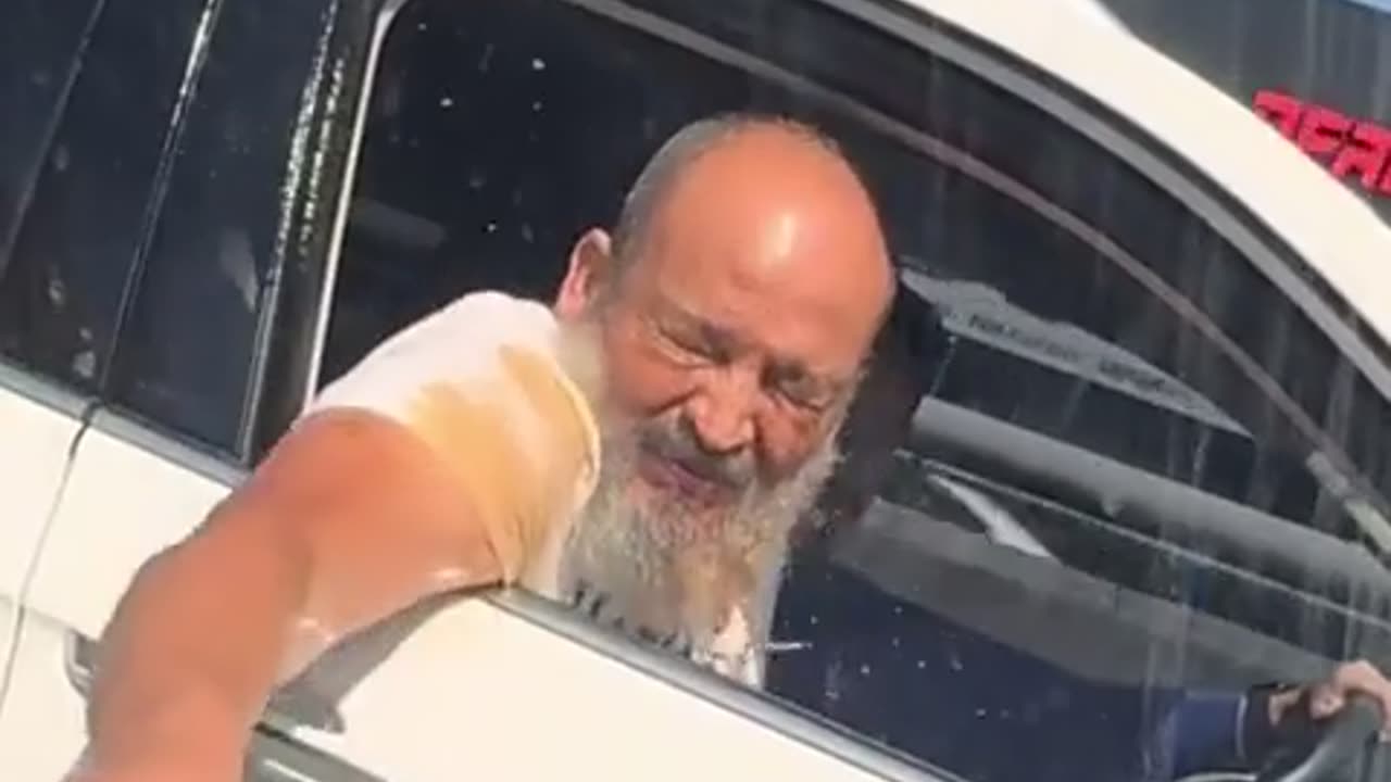 Peak Stupidity leads to Instant Karma