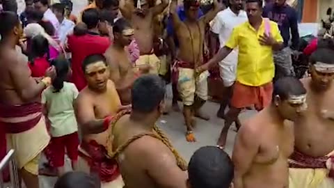 ಮೈಸೂರು ಕರಗ ನಮ್ಮ ಮನೆಗೆ ಬಂದಾಗ