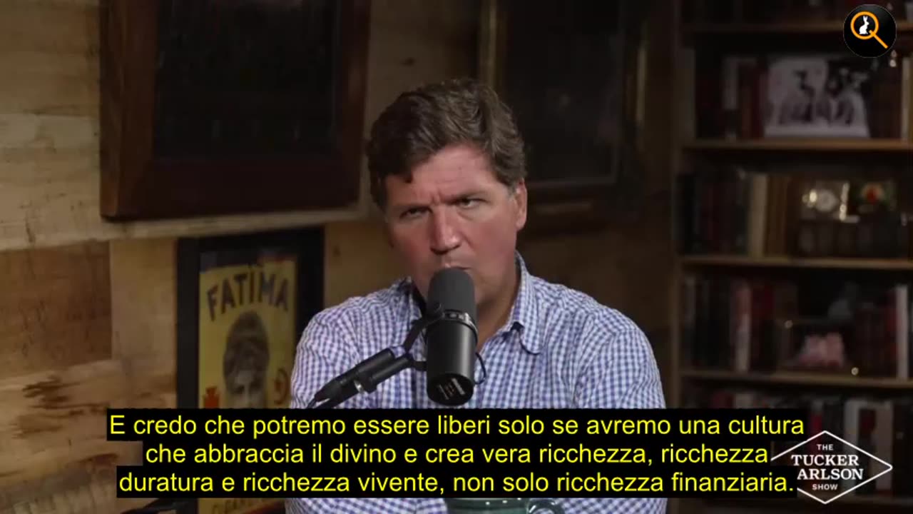 Tucker Carlson con Catherine Fitts